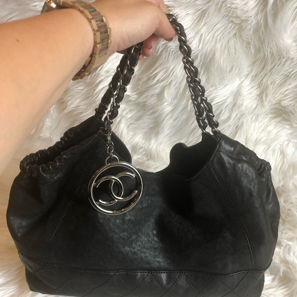 Chanel Bag - Picture 3 of 7